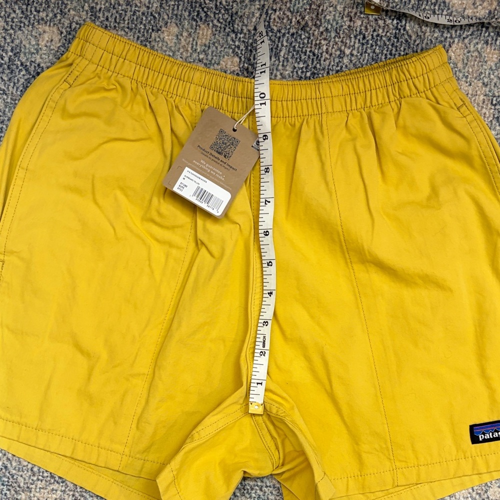 Patagonia Women’s Funhoggers Shorts Surfboard Yellow XS NWT Athleisure Outdoor - Picture 6 of 9